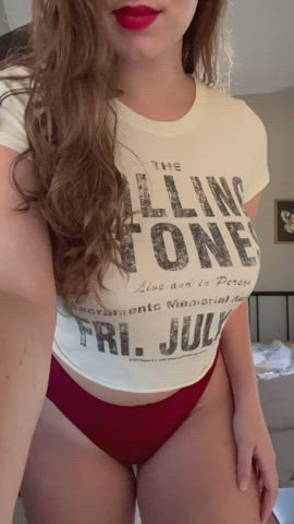 my boobs feel extra perky today, don't you think so?