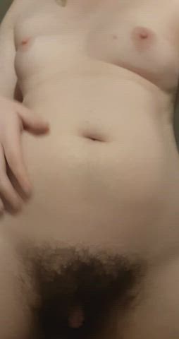 need a slut to suck me off, hope you like being spat on <3