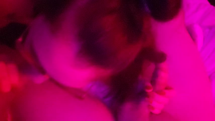 Wife giving me and her boyfriend head🍆🍆💦💦