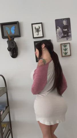 bouncing bubble butt fake ass irish shaking swedish twerking gif