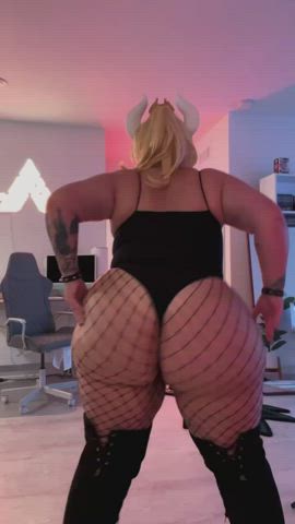 Bowsette loves to twerk 😉