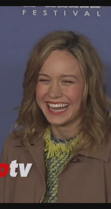 I couldn't help jerking off to this cute clip of Brie Larson. The way she gets flustered