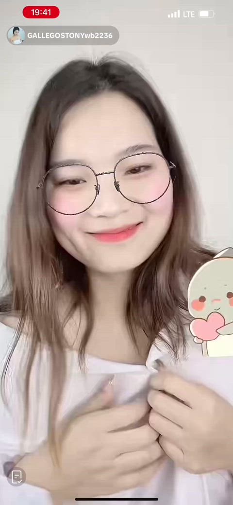 asian teasing tiktok tits r/tiktits just-boobs real-girls-on-tiktok tik-tok gif