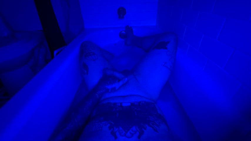 🌹⛓️who wants to play?⛓️🌹