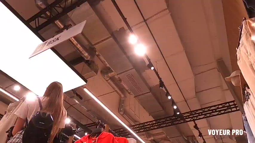 amateur ass exhibitionist spy teen upskirt voyeur gif