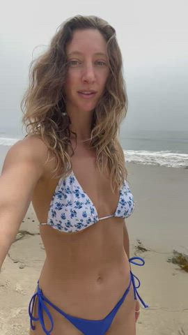 Letting them free at the beach [gif]