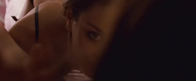 Mila Kunis going down on Natalie Portman