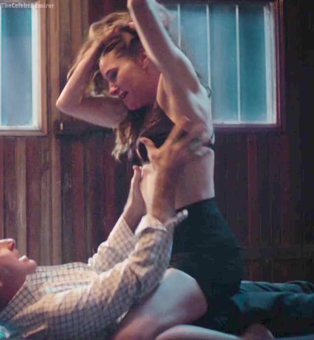 Kathryn Hahn - Mrs. Fletcher S01E05 [Cropped, Brightened] - Post By [reddit.com/user/thecelebsadmirer]