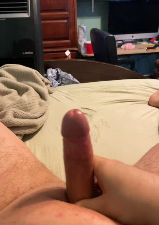 I jerked off before I went to bed this is my Morning nut