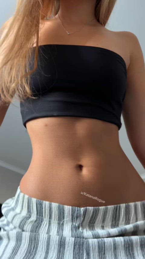 Belly it's cool, but dancing belly it's perfection
