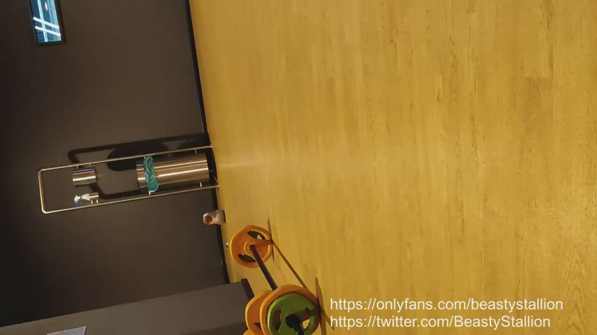 gym jerk off public gif
