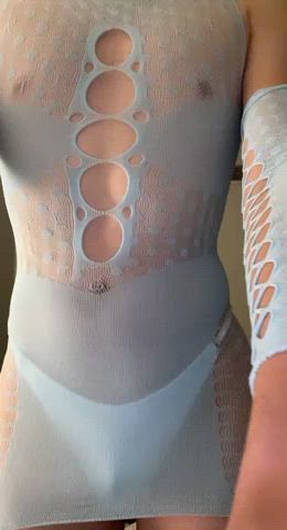 react if you’d fuck me in my dress 😈