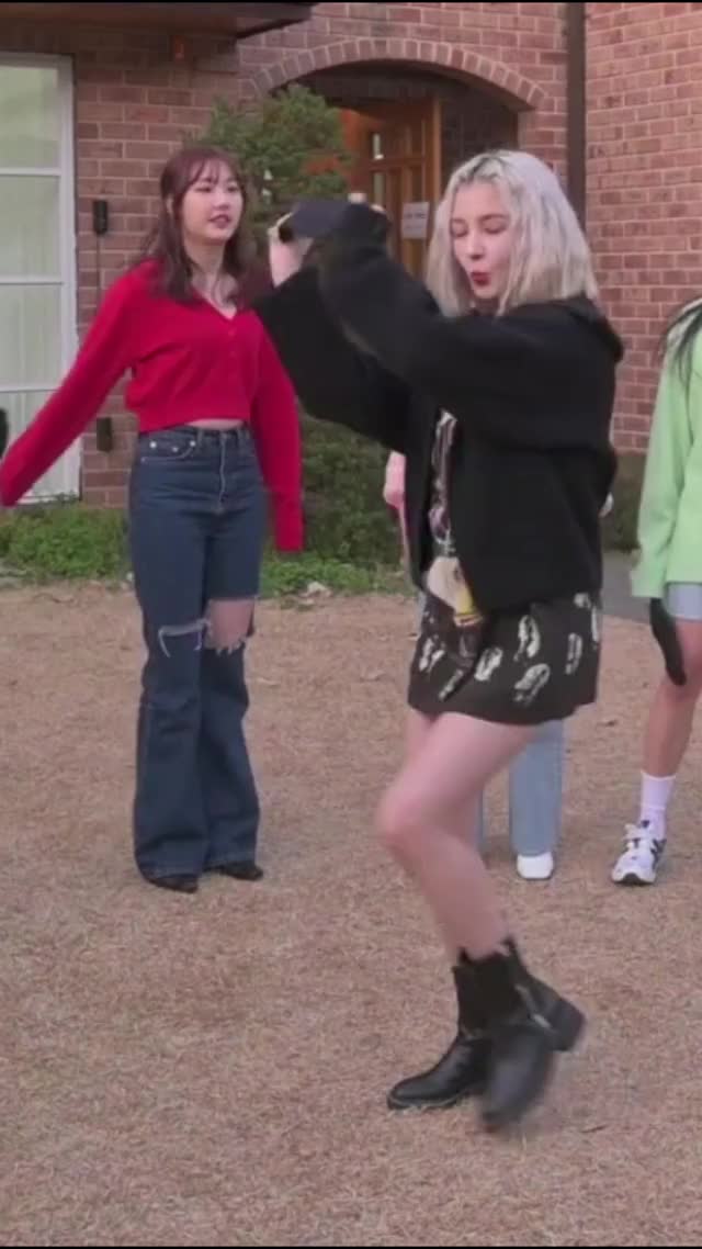 Momoland Nancy