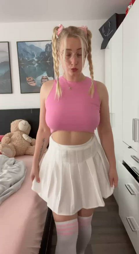 i hope this cute outfit doesn't make me look extra rape-able 🥺