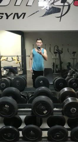https://chaturbate.com/cruz_vega_/ here you can see the results of the gym 🍆🔥