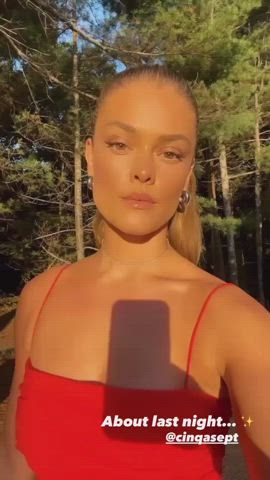 cleavage natural tits nina agdal gif