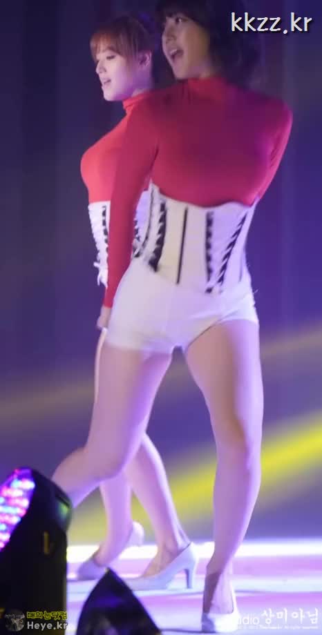 위압감 느껴지는 레인보우 김재경 (Rainbow Kim Jaekyung) [매의눈닷컴/heye.kr]