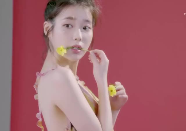 IU - Online MD Store Open Behind