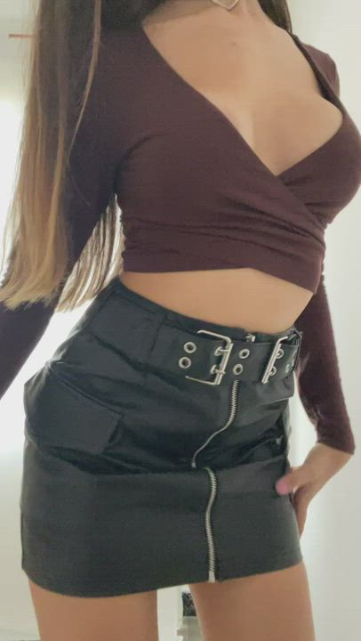 My current turn on is to be asked to make a strip tease ?