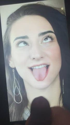 Abigail Shapiro drains me(DM me some celeb trib suggestions)