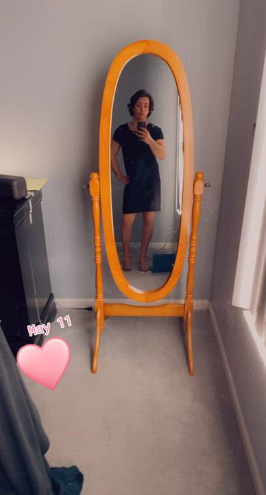 Dresses and wedges is def a summer vibe 💁🏽‍♀️