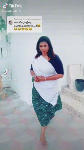 TikTok Indian MILF Saree gif