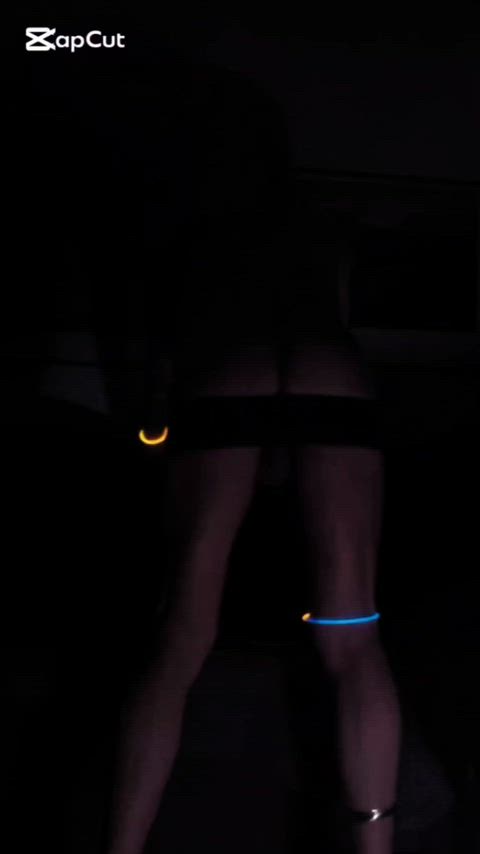 Flashes in the dark 