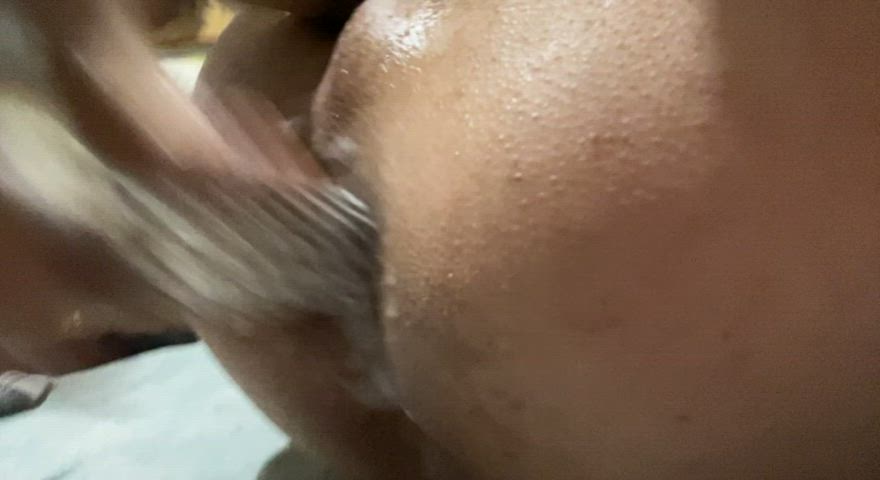 Just a close up of me getting my hole nice and creamy <3