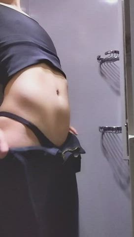 Striptease on the train ;>