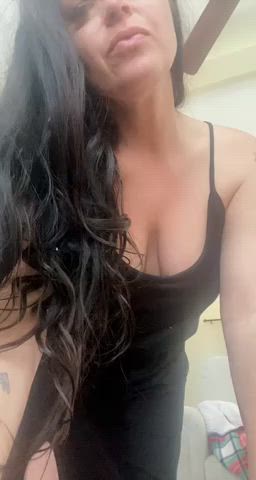 MILF bods are the best… don’t you think…