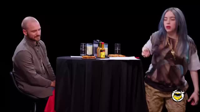 Billie Eilish Sexy - www.redbled.com