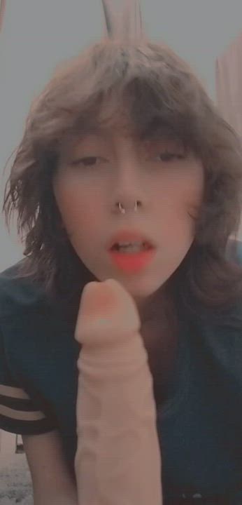 Thought you'd enjoy this video of me sucking on my dick inch dilo~ It was kinda hard