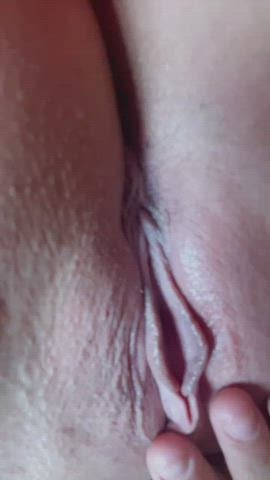 clit masturbating pussy gif