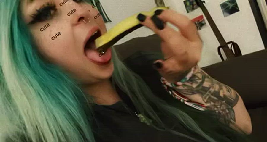 come celebrate 420 with me over on my 𝙁𝙍𝙀𝙀 onlyfans!