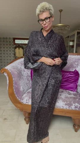 F 50, hope you will accept my invitation, milf doing it better…