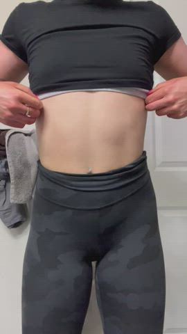 Come see my tiny tits and big ass
