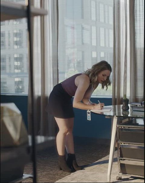 kristen bell legs legs up long legs gif