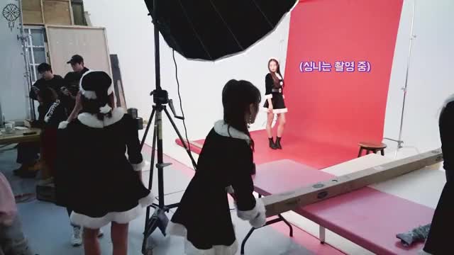 181226 V LIVE - [Dreamcatcher's Note] 크리스마스 기념 촬영 비하인드