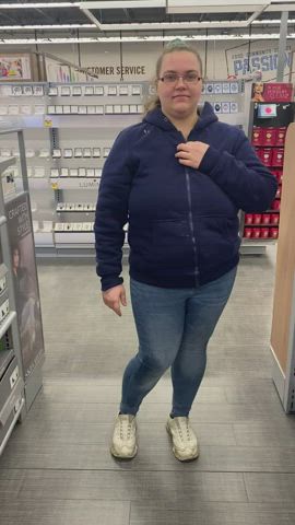 Mmmm grocery store hope no one saw