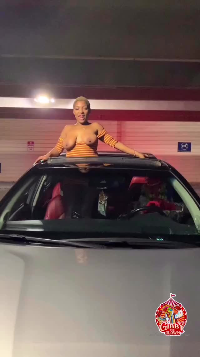 I guess Clowns don't scare her