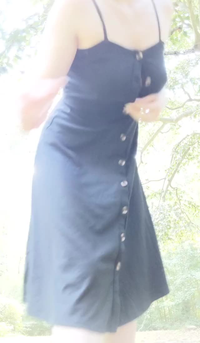 A little Sindress Sunday to switch it up a bit. ?