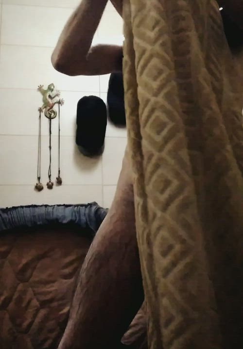 Me as your roomate fresh outta shower