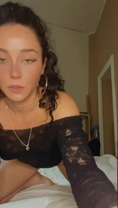new face here 😇😈 worship my ass lil slut 🤑