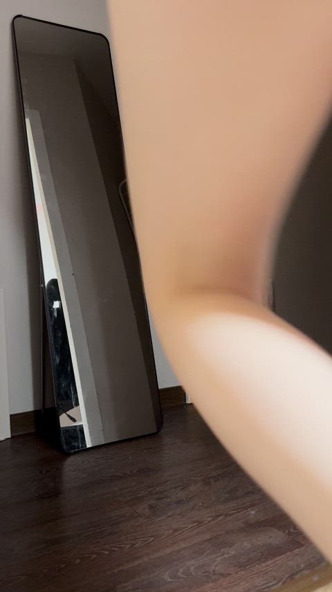 ass nude petite gif
