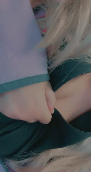 Boobs Cleavage gif