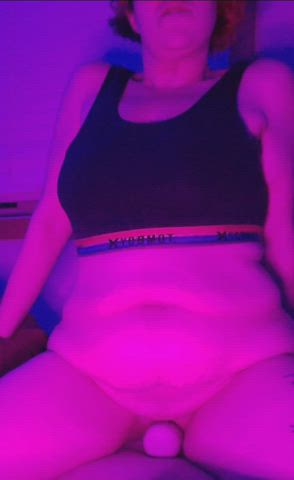 Twitching and Moaning while I grind my dick 🔥💖