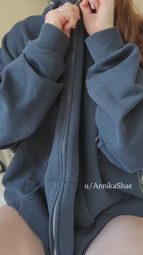 Baggy clothes hide quite the surprise