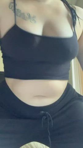 I think they need to be sucked😮‍💨