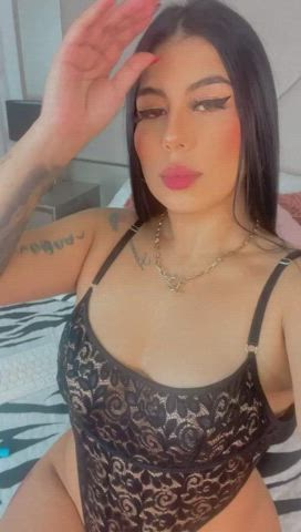 amateur big ass bongacams camgirl chaturbate latina sex streamate webcam gif