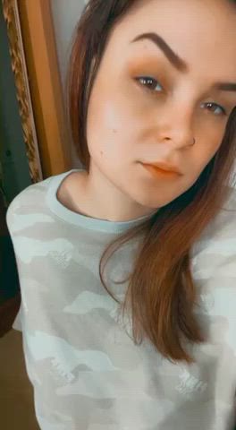 I’d rather be playing with you than getting ready for work. 😈 Cum distract me?